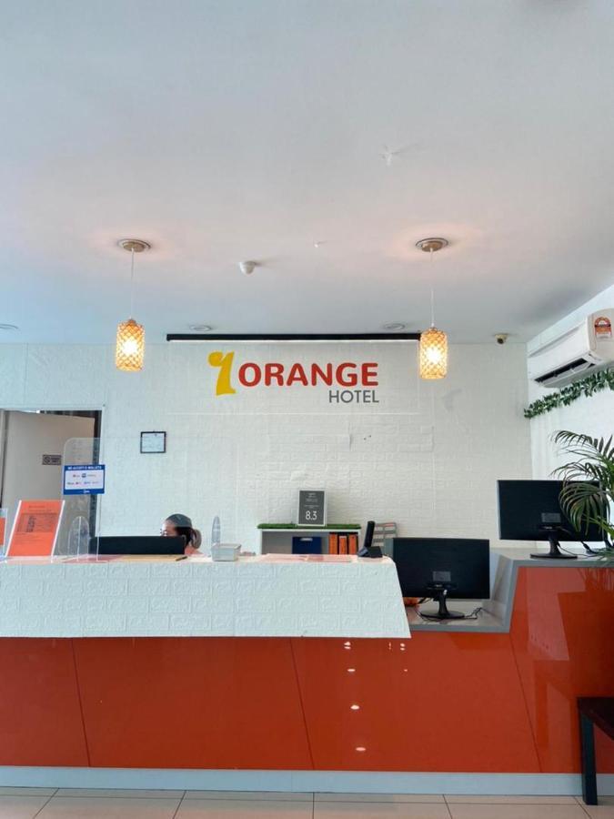 斯里佩塔灵桔子酒店 吉隆坡 外观 照片